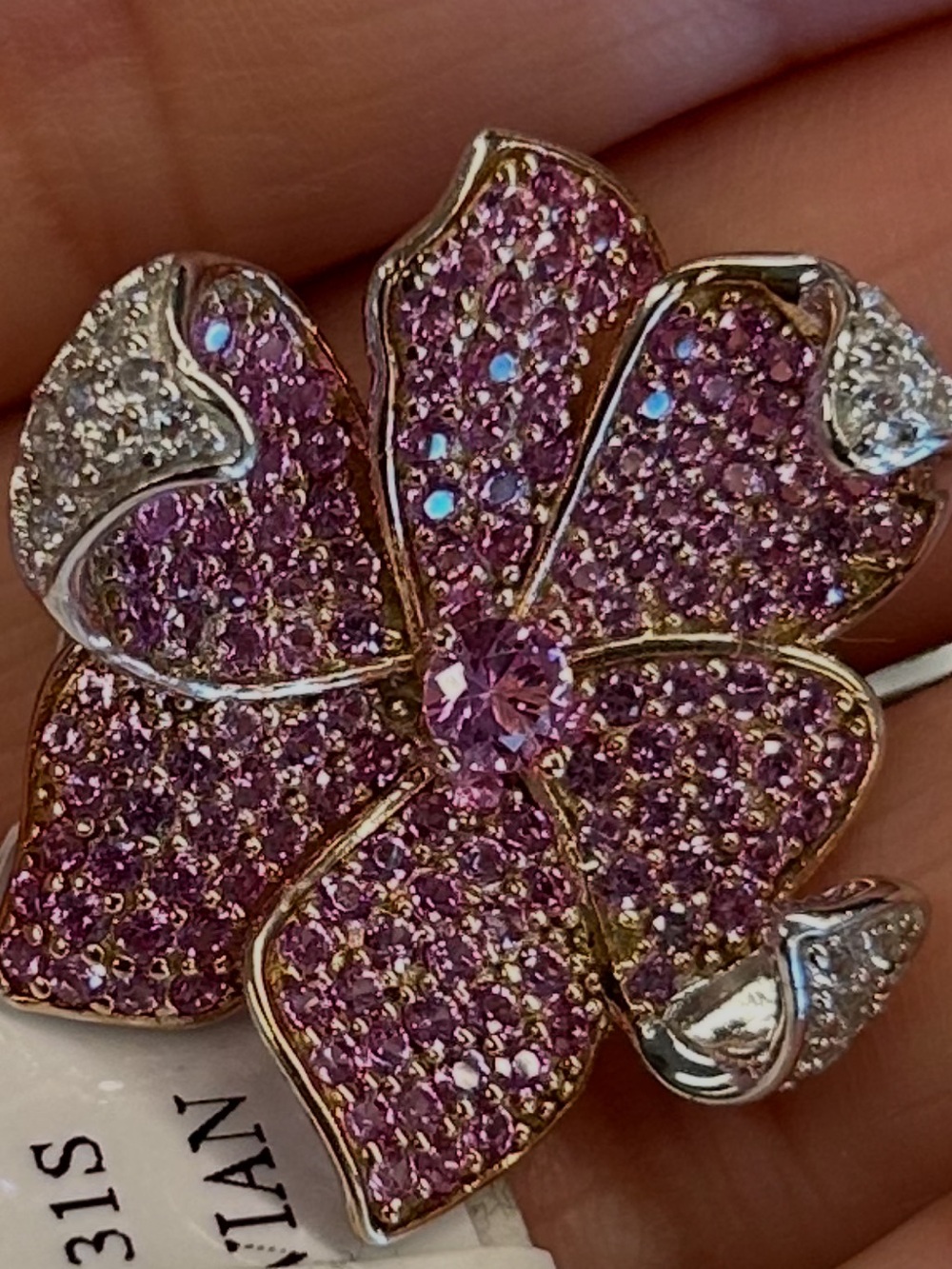 Suzy levian Pink white Sapphire Flower brooch